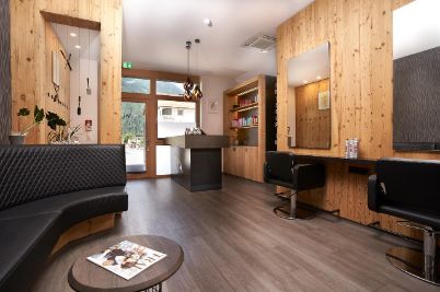 Friseursalon Wolf Anna - © Wolf Anna