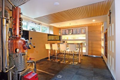 Schnapsbrenner Hackl