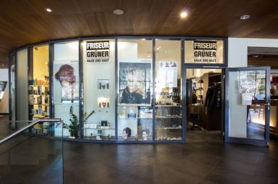 Friseursalon - &copy; unbekannt, Friseur Grüner, C Copyright - alle Rechte vorbehalten