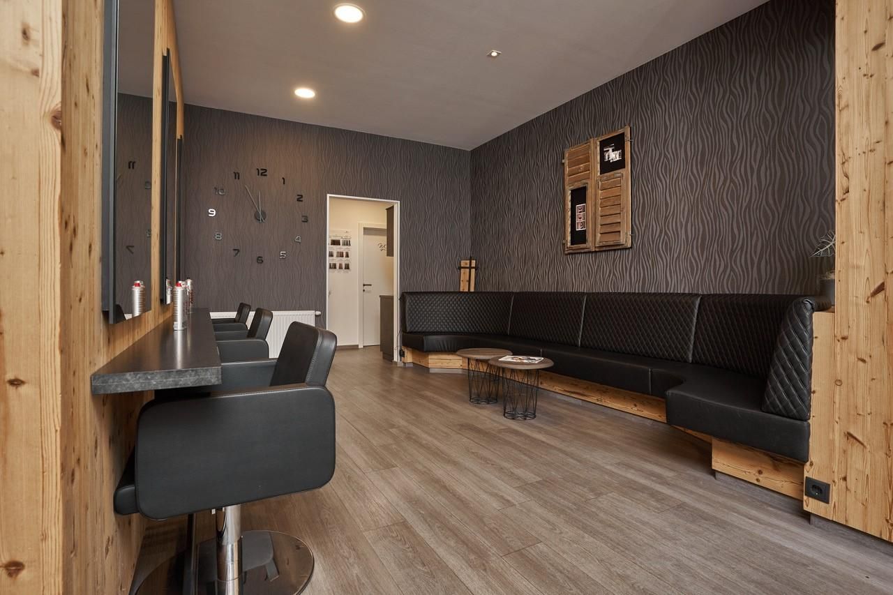 Friseursalon 1 - © Wolf Anna