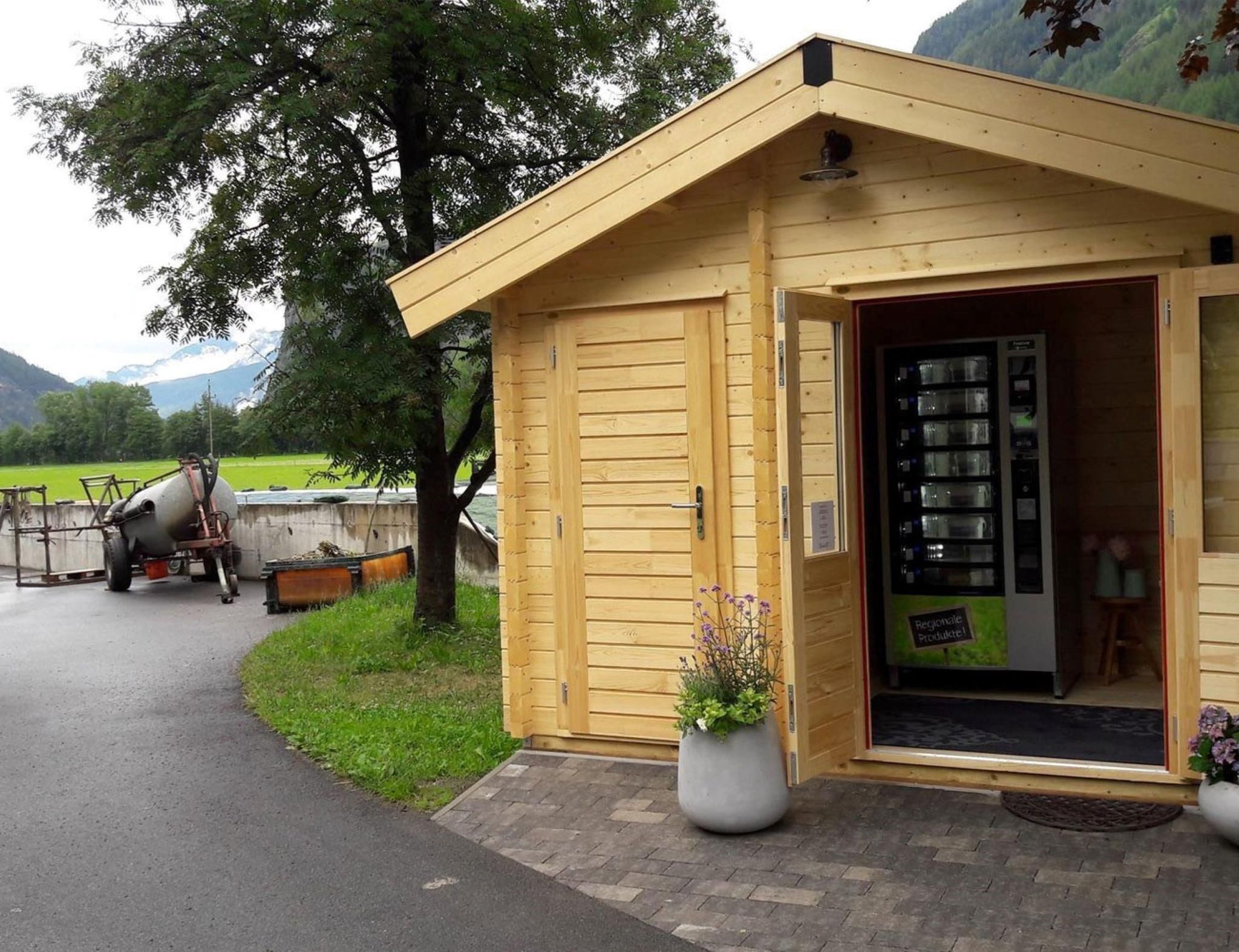 Hofladen - © unbekannt, Brüggler, C Copyright - alle Rechte vorbehalten