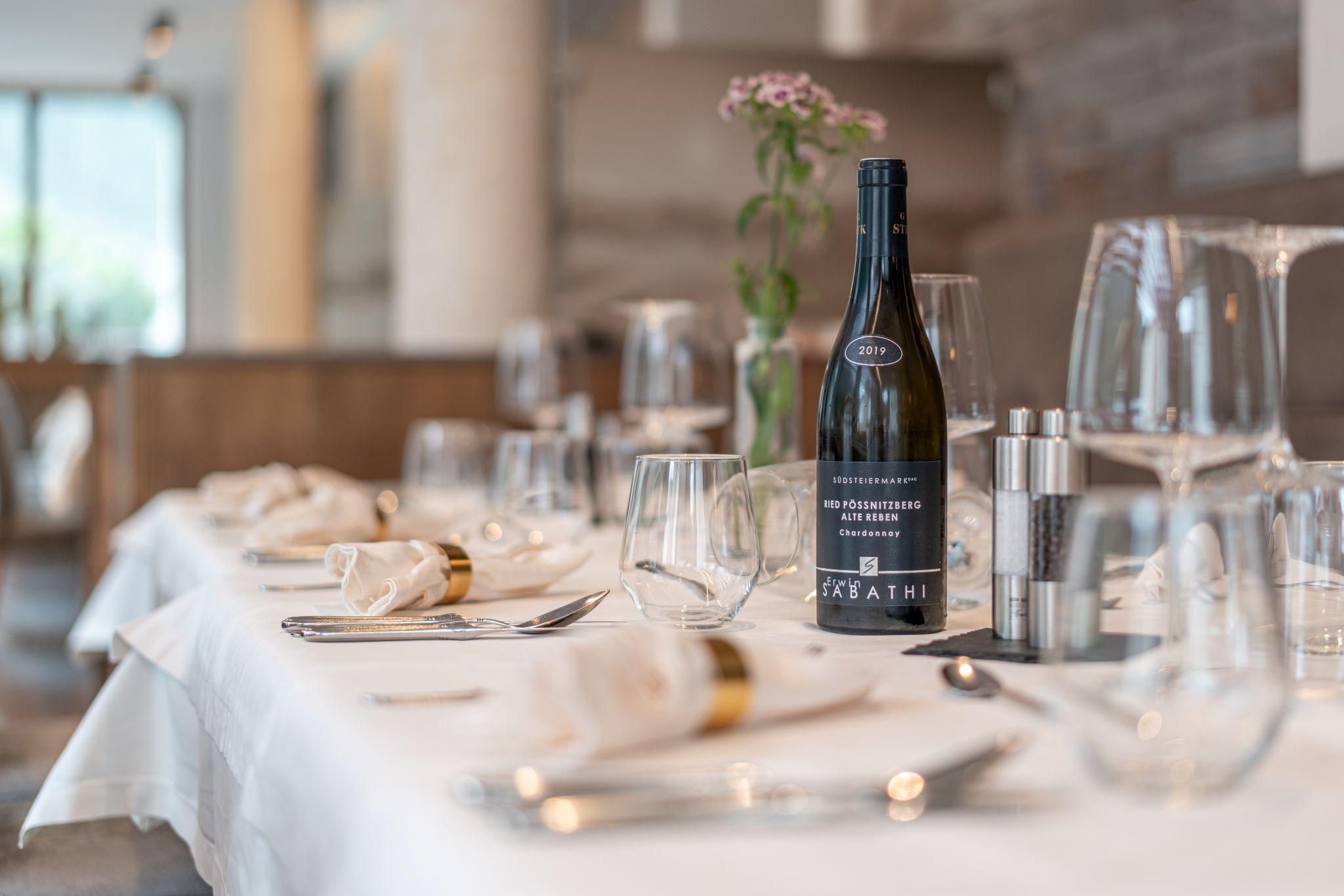 Wein - © unbekannt, Genusslokal - Hotel Alpenblick, C Copyright - alle Rechte vorbehalten