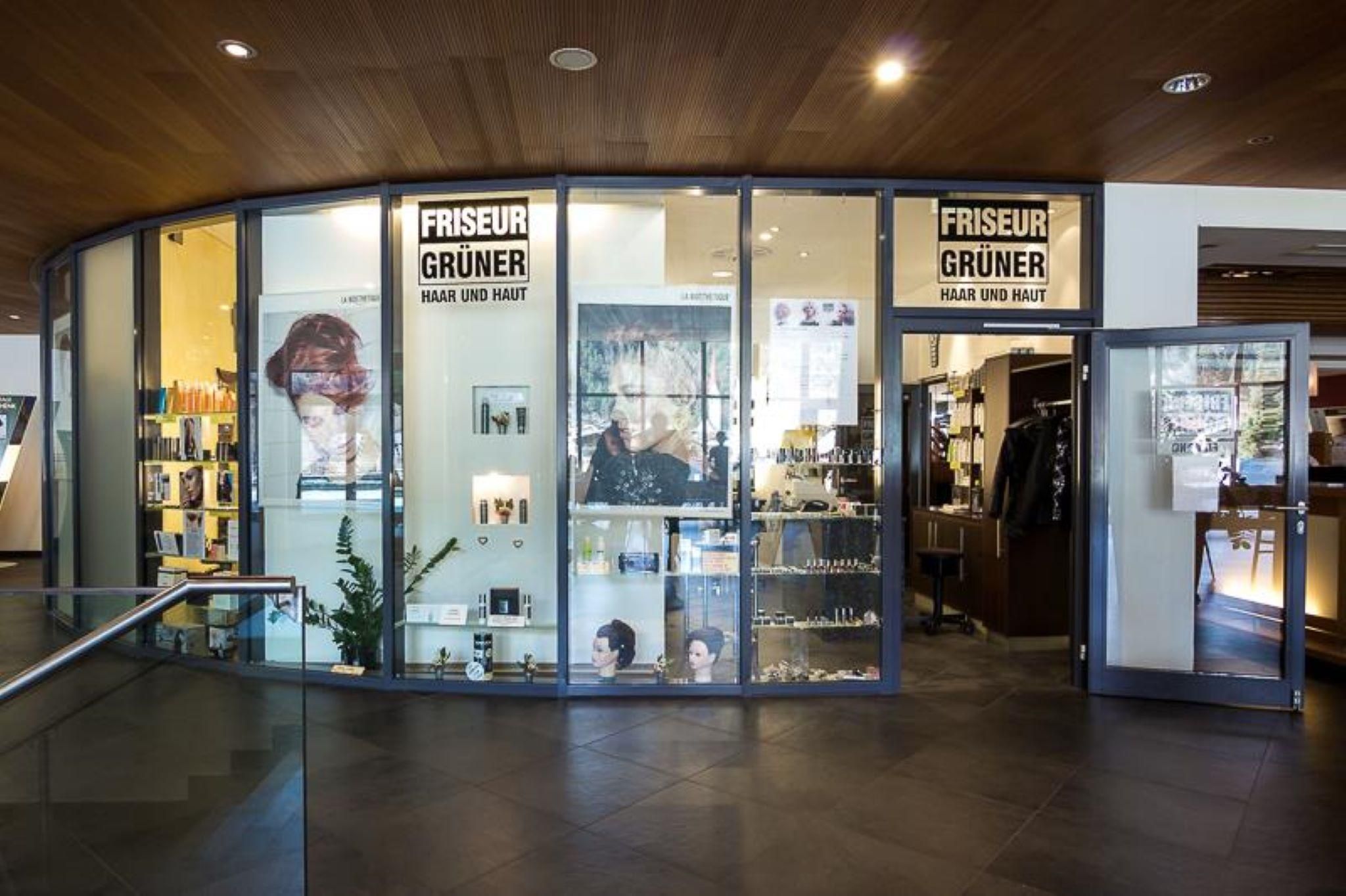 Friseursalon - &copy; unbekannt, Friseur Grüner, C Copyright - alle Rechte vorbehalten