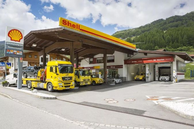 Tankstelle 2