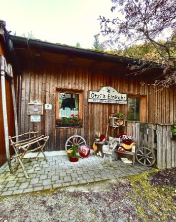 Ötzi's Einkehr - Außenansicht - © Ötzi Dorf - Patrick Falkner