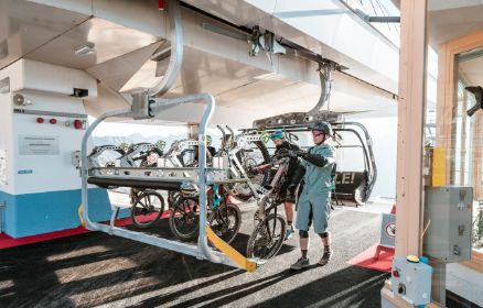 Langegg Chairlift Bike Republic Sölden