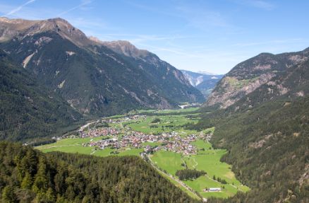 Umhausen Summrer Landscape Panorama Ötztal