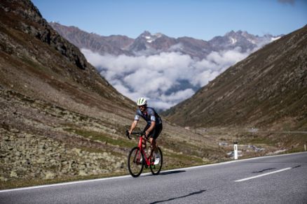 With the racing bike to Timmelsjoch
